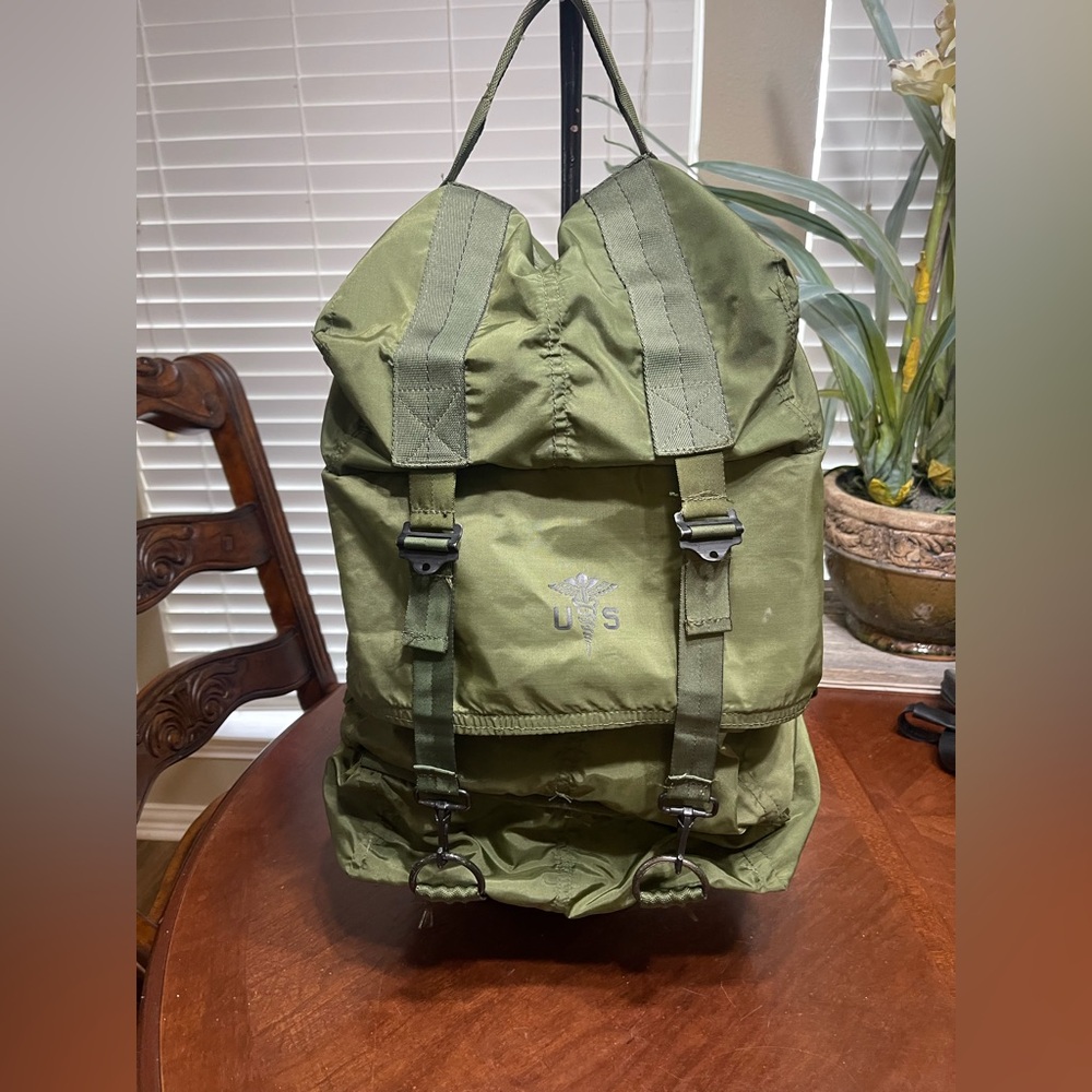 US Army Medic No 17  Medical Instrument Supply case  bag First Aid